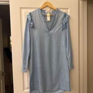 Anthropologie Cloth & Stone Ruffled ruffle Shirtdress size S new nwt blue color